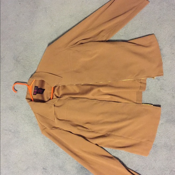 R&K’s Woman’s jacket - Picture 2 of 3